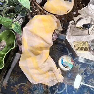 Vintage 70s Sheer Chiffon Scarf - 26” Square - Yellow & White Geometric Grid